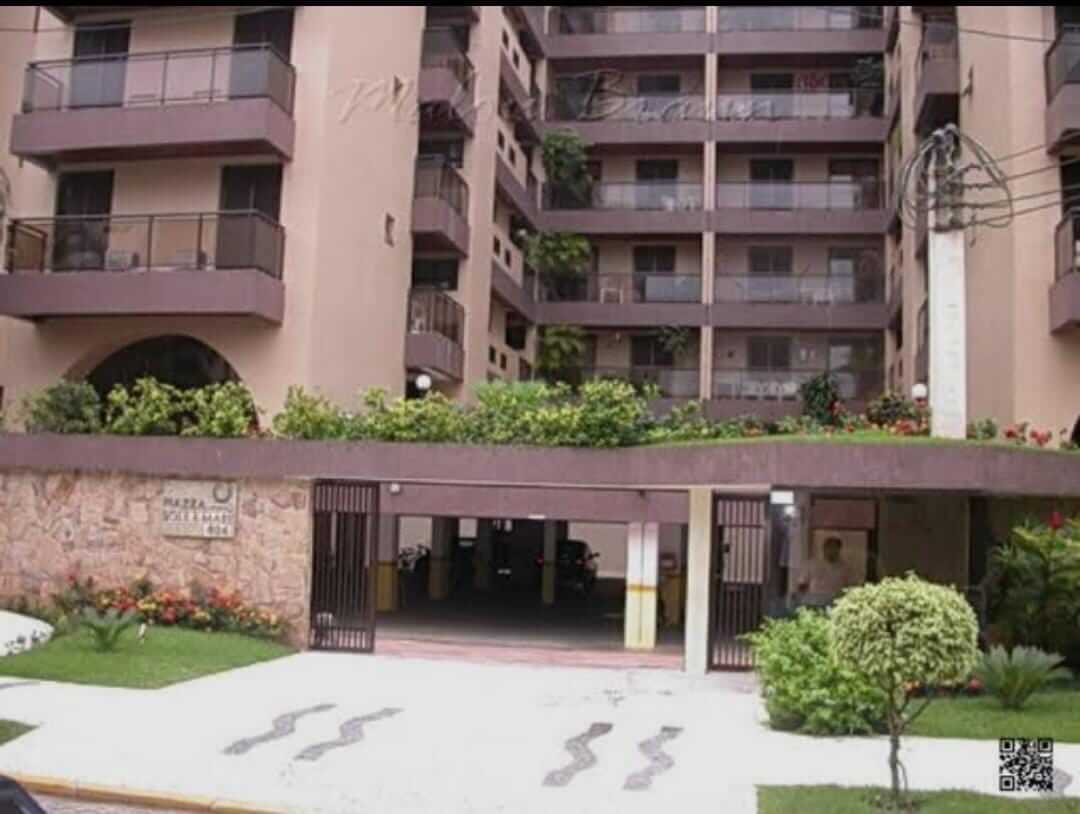 Fachada do condomínio na Riviera